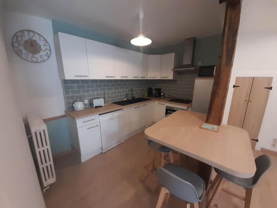 Maison De Rue: Ош Экстерьер фото