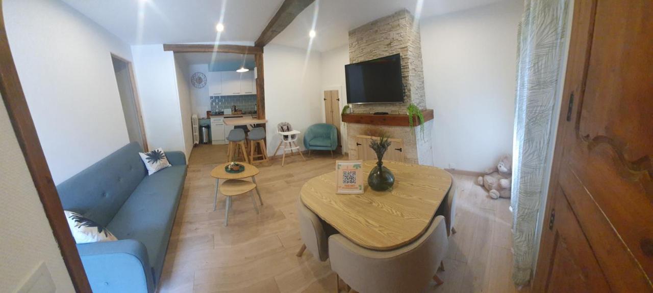 Maison De Rue: Ош Экстерьер фото